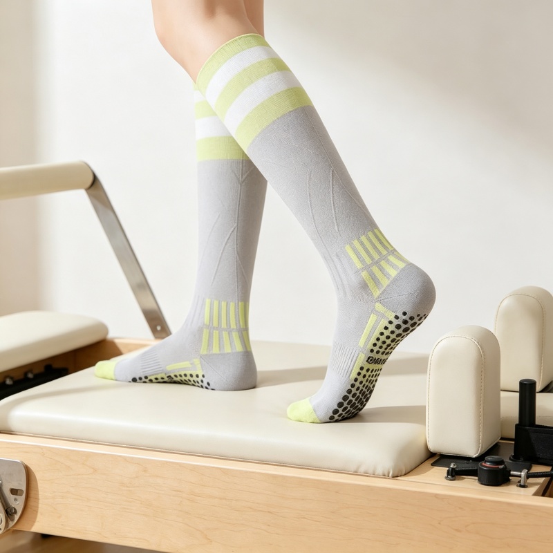 Women Knee High Yoga Socks, No - Medias Para Pilates Y Yoga 评论和价格